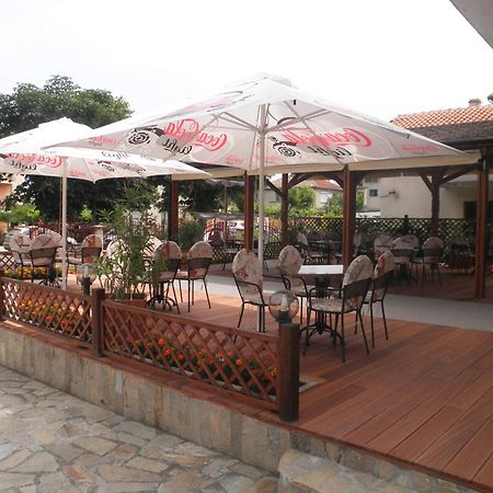 Saint George Family Hotel Lozenets Bagian luar foto
