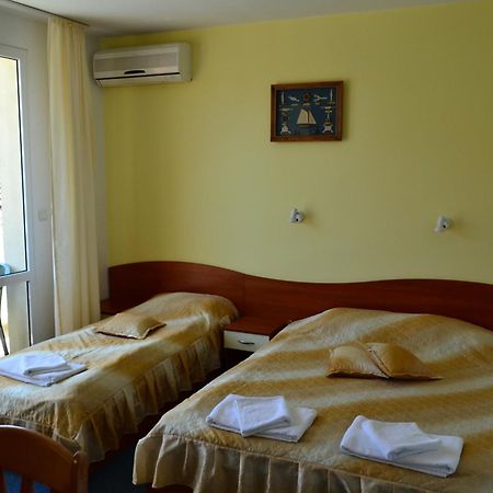 Saint George Family Hotel Lozenets Bagian luar foto