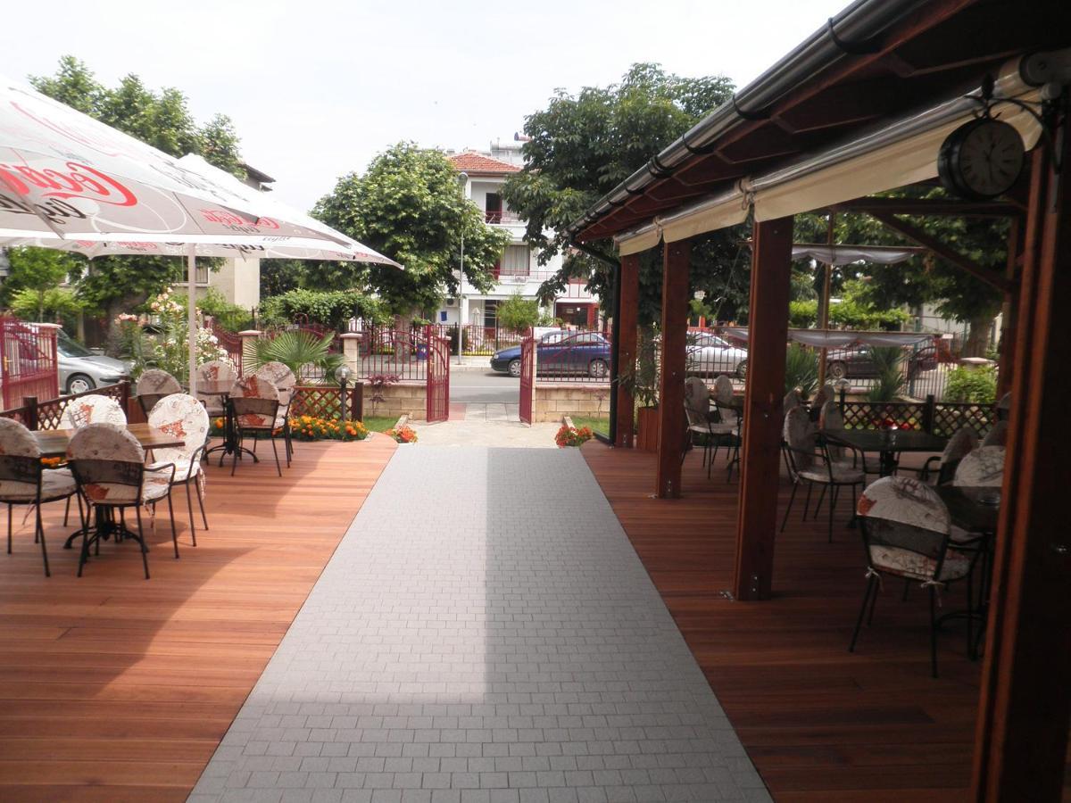 Saint George Family Hotel Lozenets Bagian luar foto